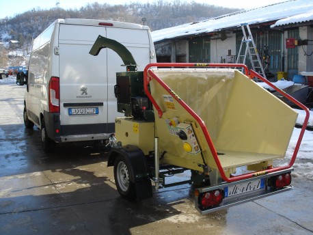 BIOTRITURATORE NEGRI R 280 CARRELLATO STRADALE - MOTORE KUBOTA