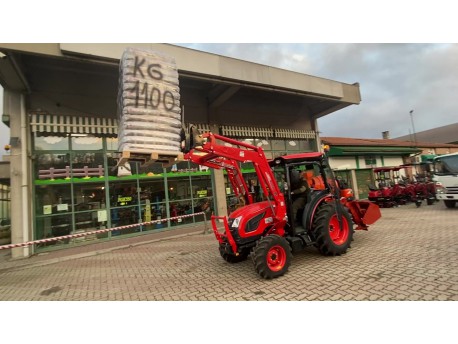 TRATTORE KIOTI DK 6020 CABINATO con FORCA PALLET