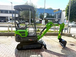 MINIESCAVATORE GIOR 15 Evo.5 - MOTORE KUBOTA - CARRO ALLARGABILE 
