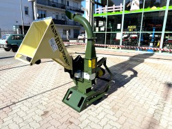 BIOTRITURATORE CIPPATORE NEGRI R 185 - PRESA DI FORZA TRATTORE - VIDEO