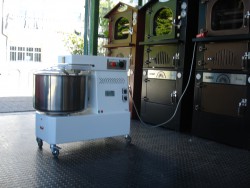 IMPASTATRICE PROFESSIONALE PANE 40 KG - TRIFASE - 2 VELOCITA