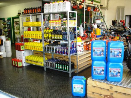 VASTA DISPONIBILITA' OLIO MISCELA E CATENA MOTOSEGA , ECOCALOR PER STUFE